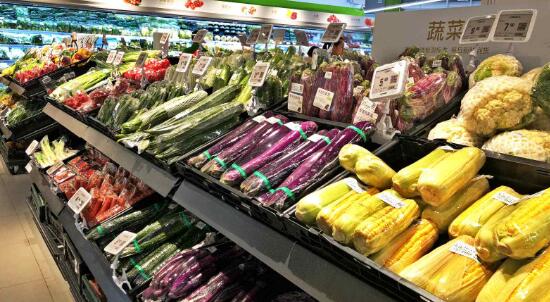 超市生鲜区迎 “品质升级”：全程冷链溯源系统覆盖率超 80%，进口水果损耗率降至 5% 以下.jpg