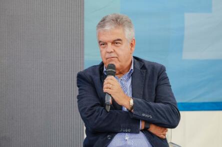 全球转型和能源挑战：路易吉·法拉利在卡莫格利发表演讲.jpg